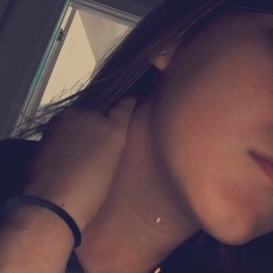 Meet your Posher, Riley